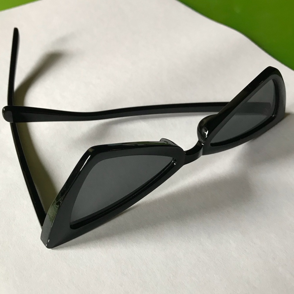 🆕 Triangle cat eye Sunglasses - Picture 5 of 5